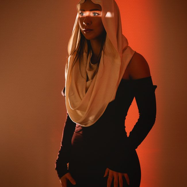 Fotografía inspiradora de maquillaje y belleza – retrato de modelo en estilo editorial de moda