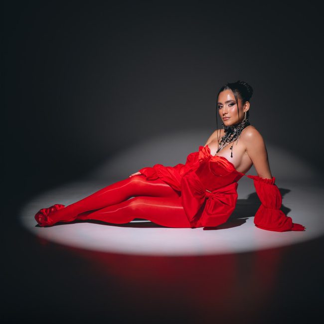 Retrato editorial de moda y belleza – fotografía artística en Almería